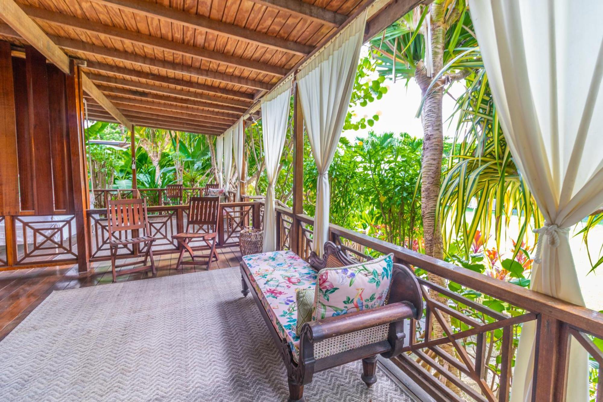 Sweetfield Manor Hotel Bridgetown Room photo